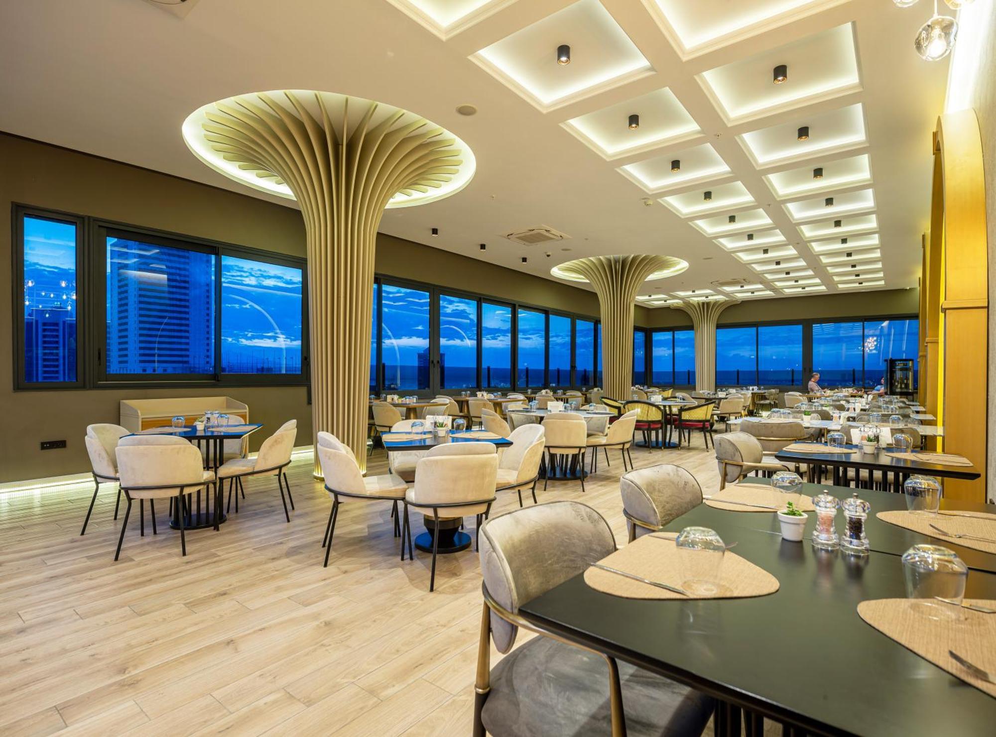 Doubletree By Hilton Izmir - Alsancak Hotel Eksteriør billede