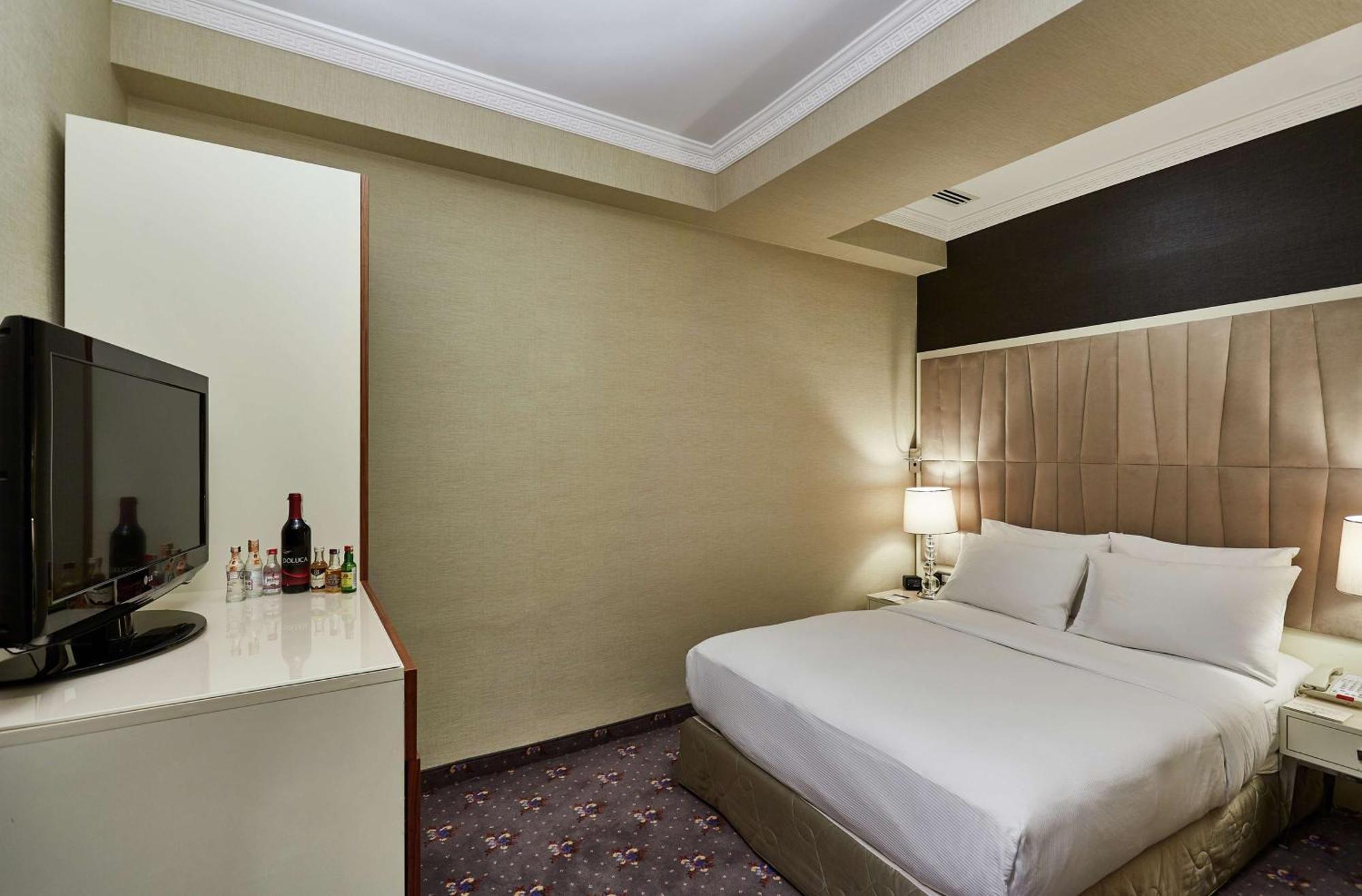 Doubletree By Hilton Izmir - Alsancak Hotel Eksteriør billede