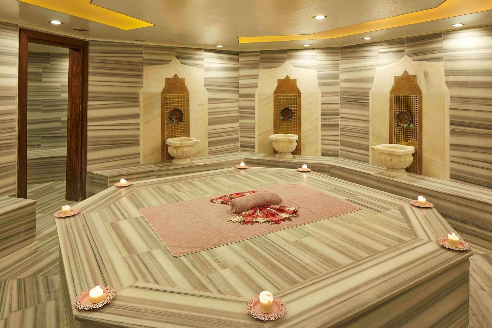 Doubletree By Hilton Izmir - Alsancak Hotel Eksteriør billede