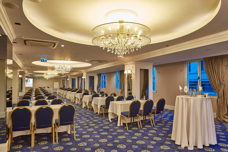 Doubletree By Hilton Izmir - Alsancak Hotel Eksteriør billede